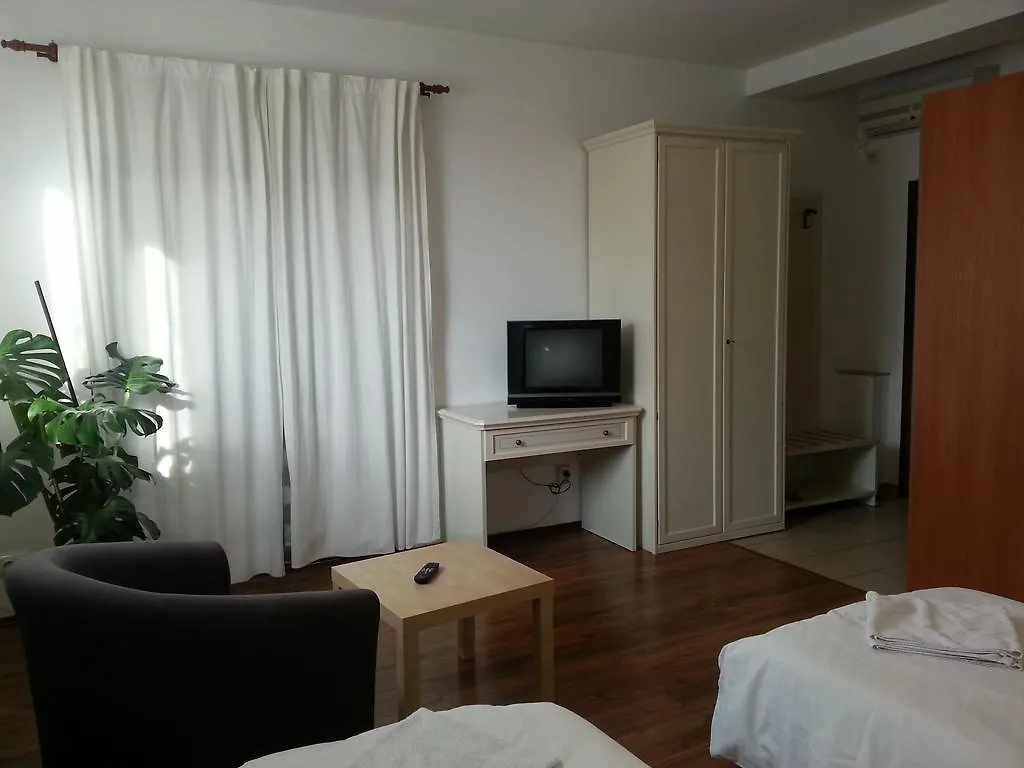 Banu Manta Apartments Bucureşti 0*,  România
